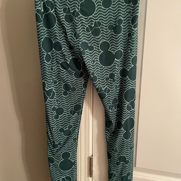 LulaRoe Mickey And Minnie themed leggings - Picture 3 of 4